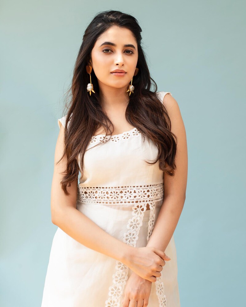 Priyanka mohan new clicks viral sun