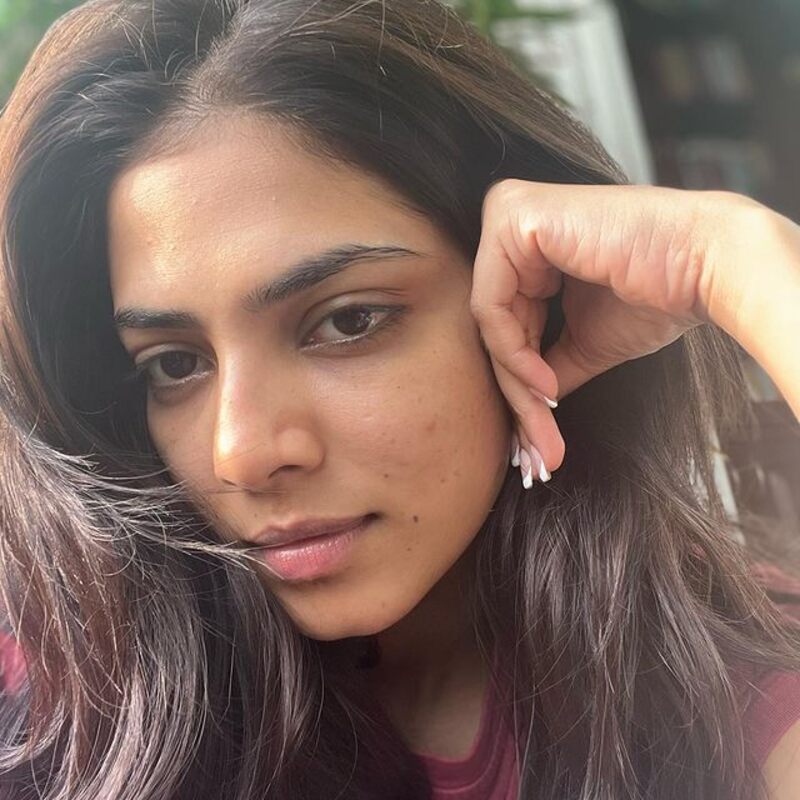 Maavika mohanan new bed clicks viral