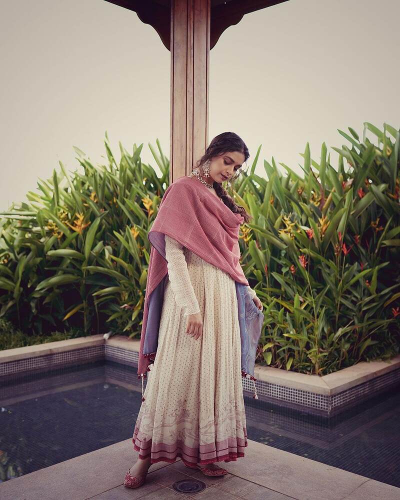 Keerthy suresh latest photoshoot