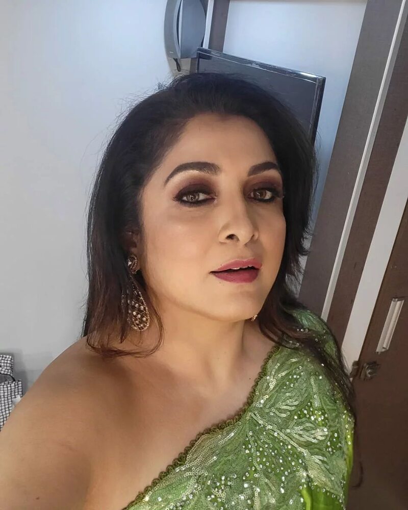Ramya krishnan new hot