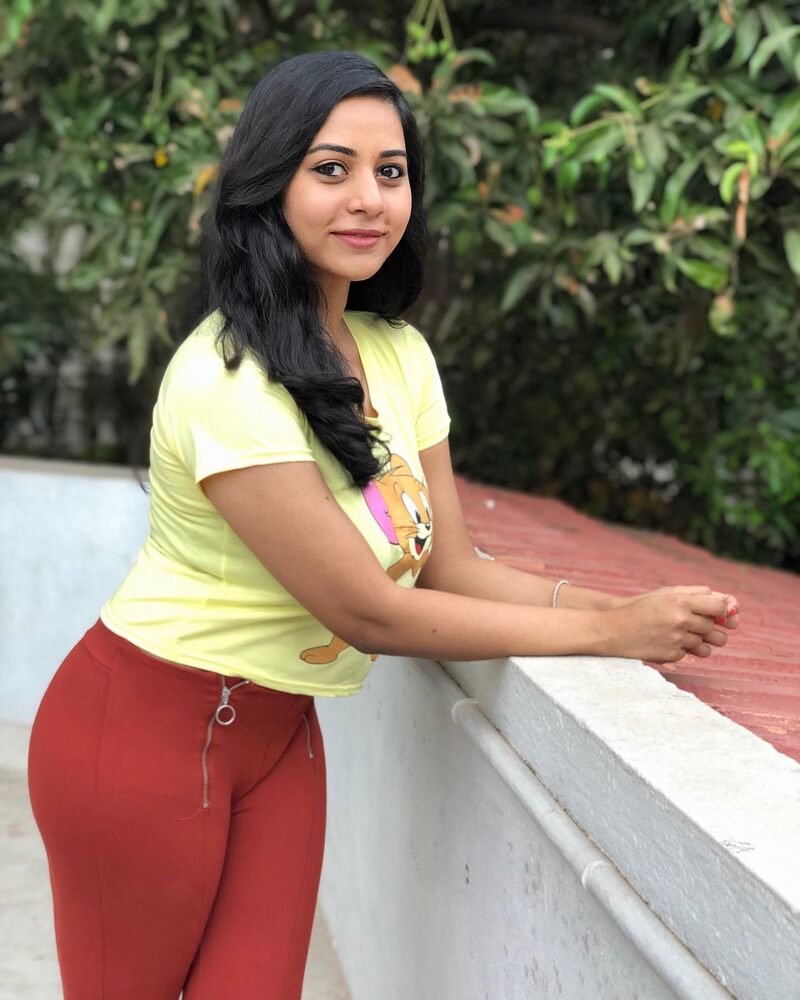 Suza kumar new hot