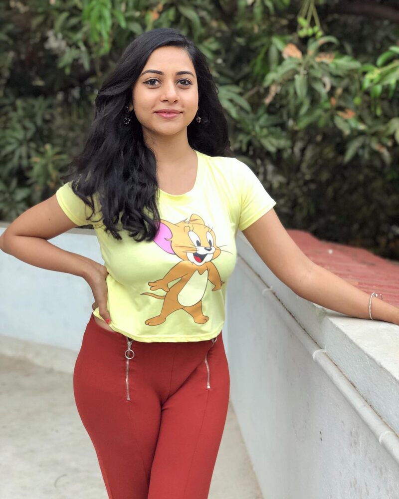 Suza kumar new hot