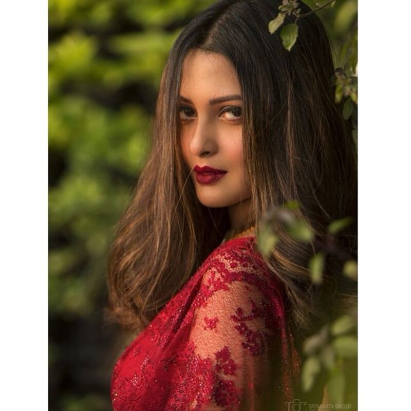 Riya sen new clicks