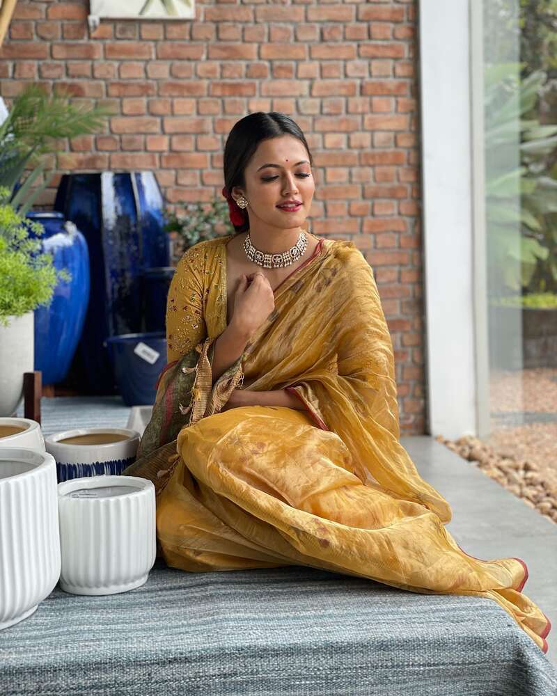 Aparna das new hot