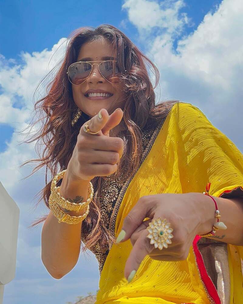 Sakshi agarwal new video