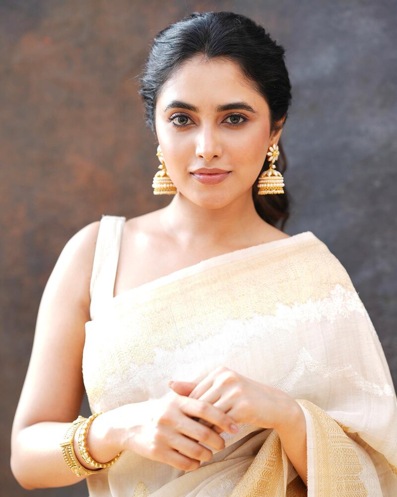 Priyanka mohan new clicks
