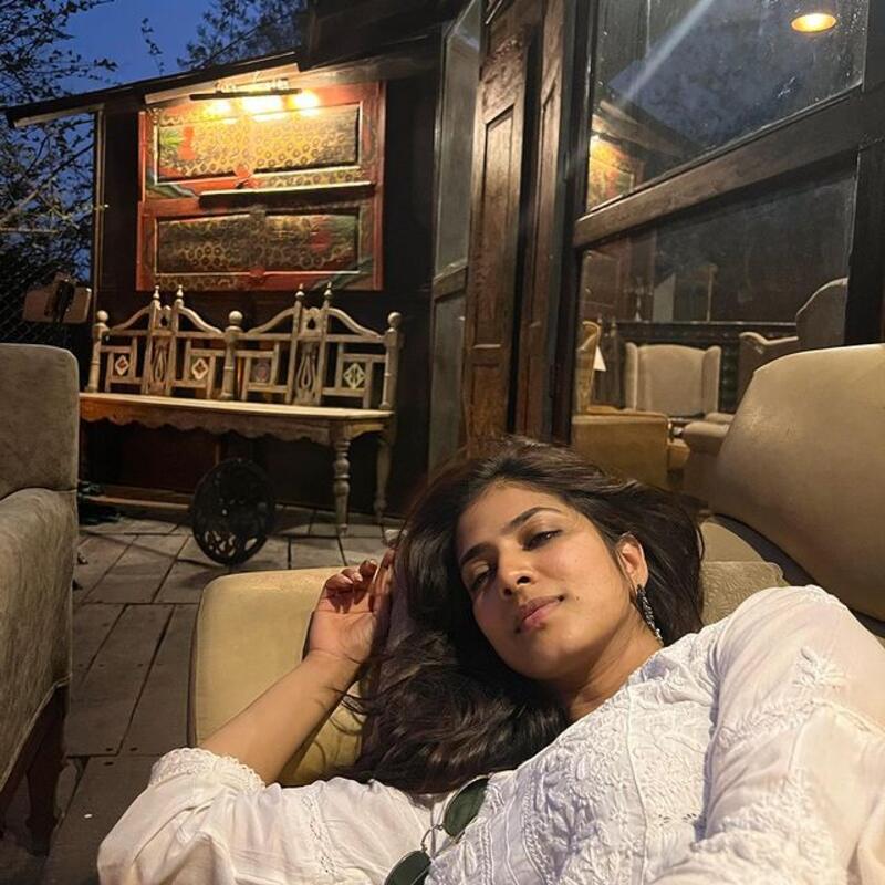 Malavika mohanan new clicks