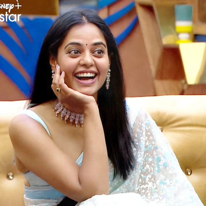 Bindu madhavi new clicks