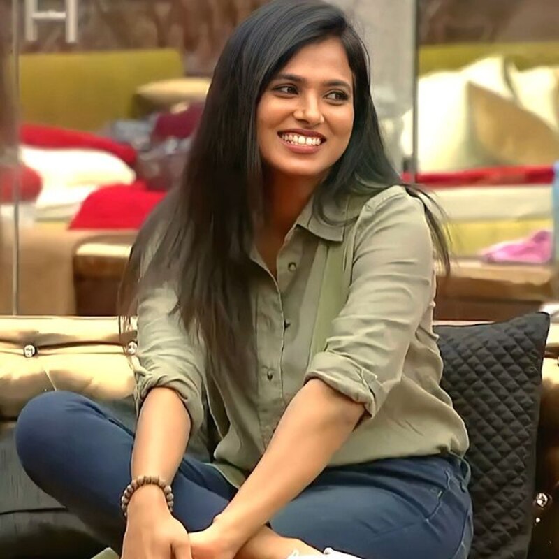 Ramya pandian new video