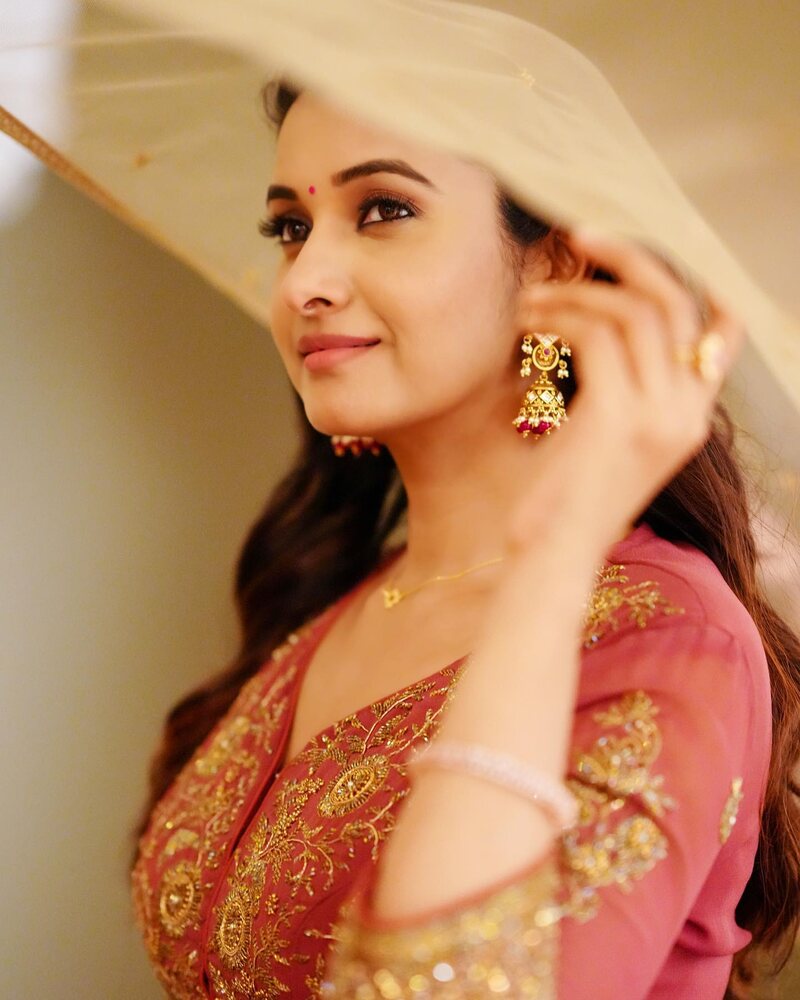 Priya bhavani new clicks