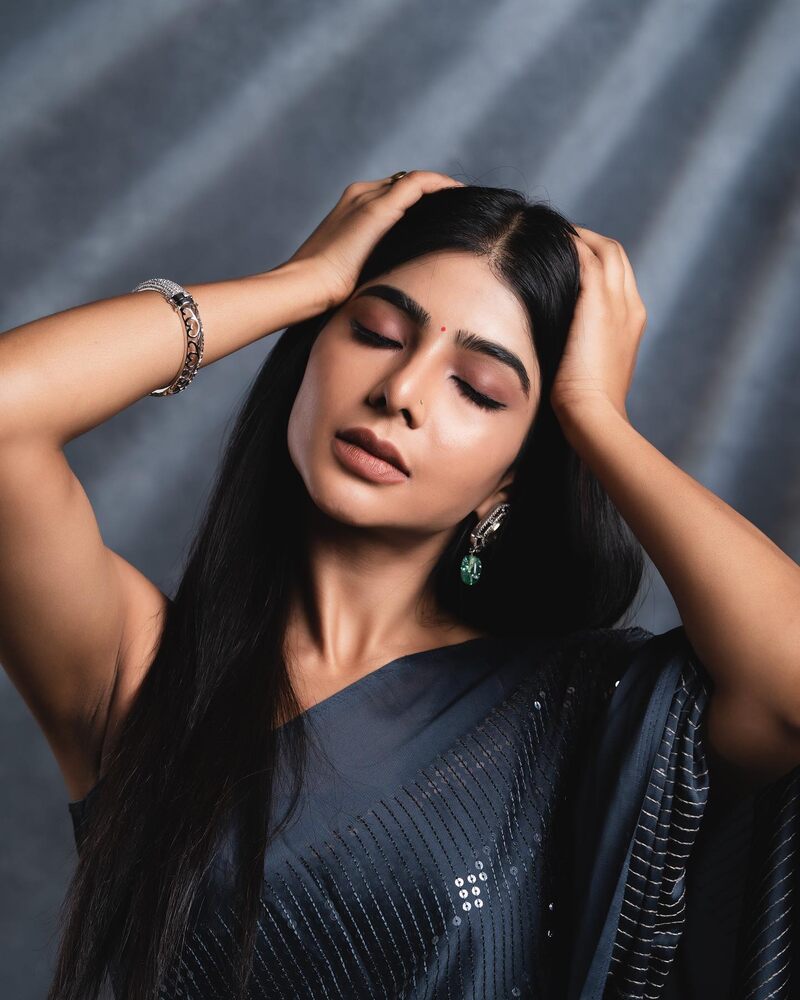 Pavithra lakshmi new clicks