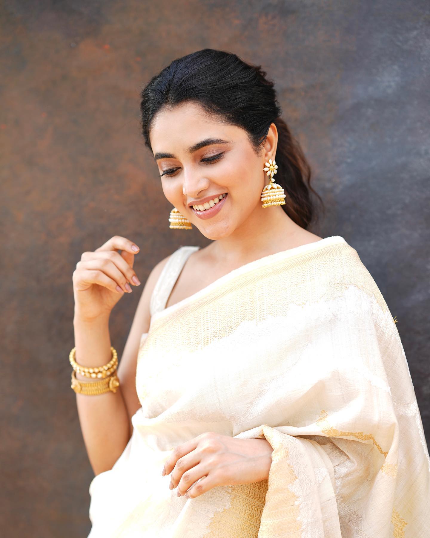 Priyanka mohan new hot photoshoot latest