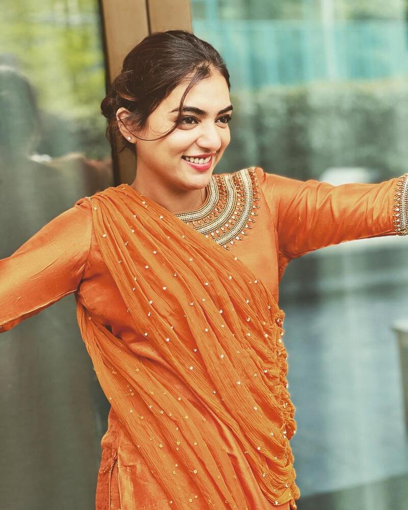 Nazriya tamil new make up hot