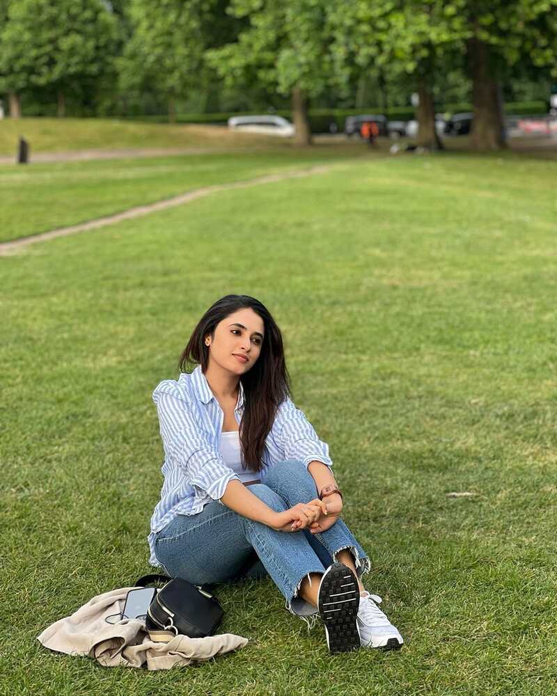 Priyanka mohan new hot forighn clicks