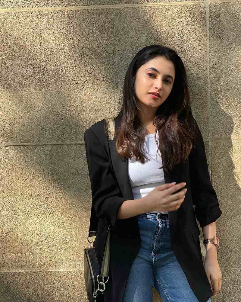 Priyanka mohan new hot clicks viral
