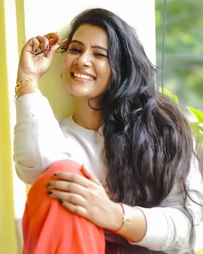 Dhivya duraisamy new hot clicks viral