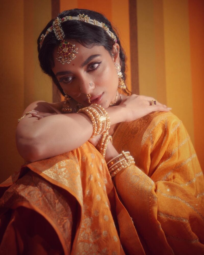 Ponniyin selvan sobhita as vanathi