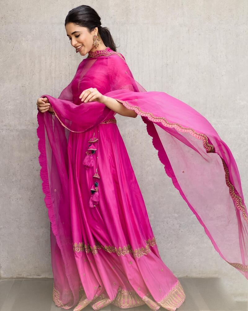 Priyanka mohan new hot recent viral