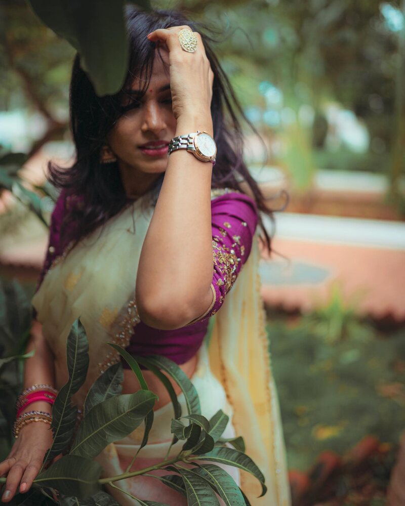 Ramya pandian new saree hot clicks
