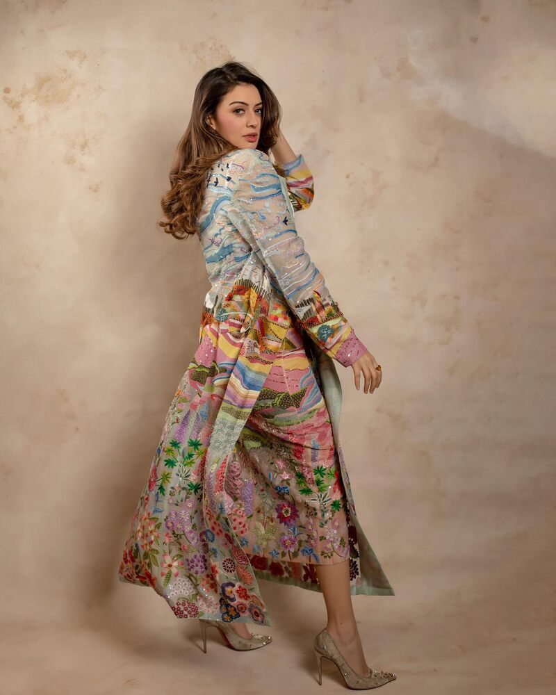 Hansika tamil new hot