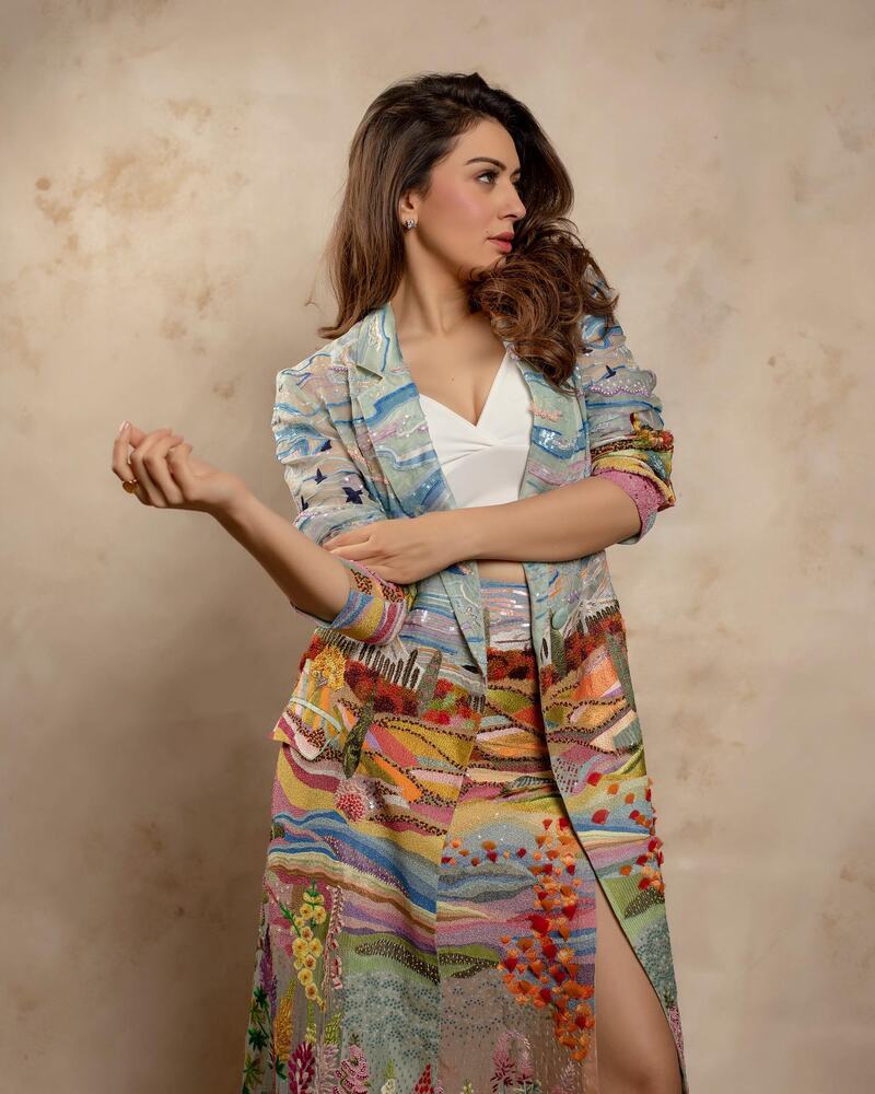 Hansika tamil new hot