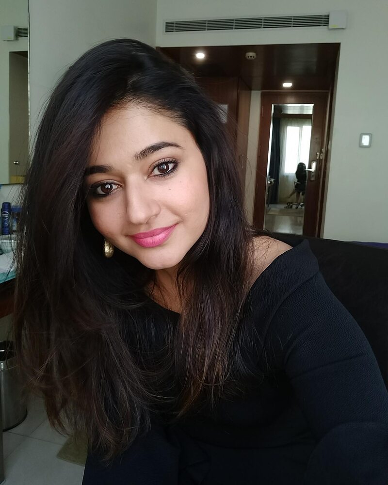 Poonam bajwa new hot bikkini clicks
