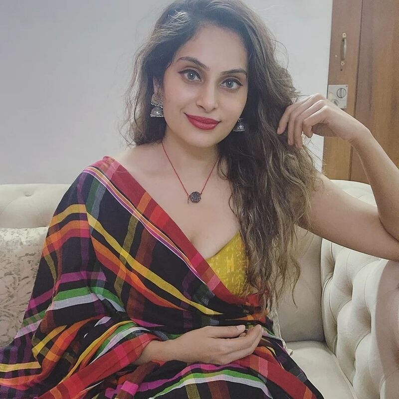 Shrutika cookwithcomali new hot