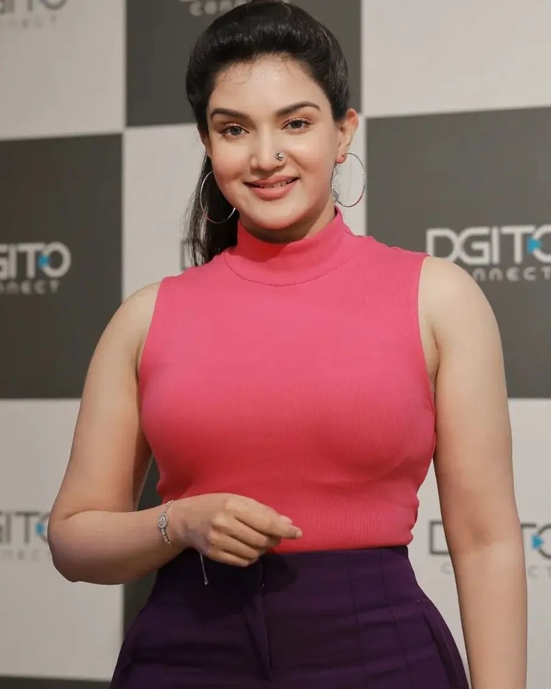 Honey rose new hot