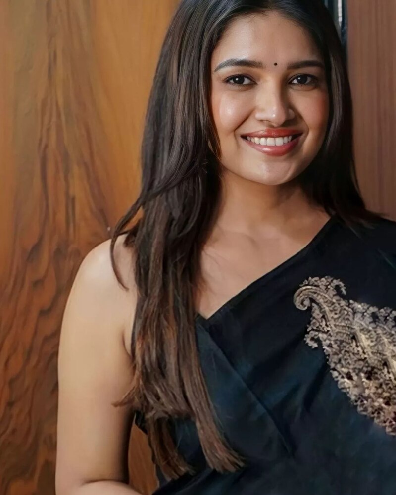 Vani bhojan new hot