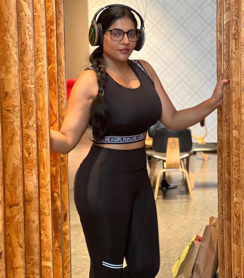 Reshma pasupuleti new hot