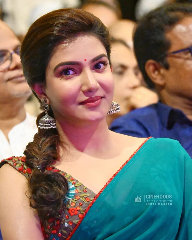 Honey rose new hotclicks