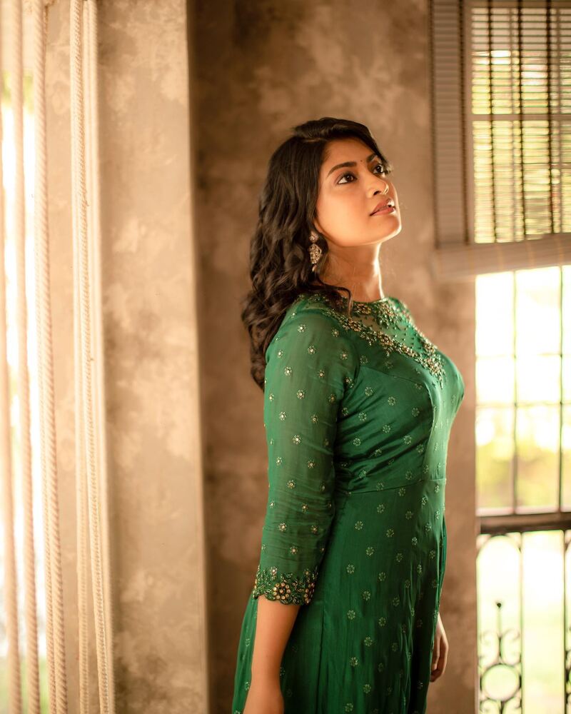 Ammuabhirami hot new clicks