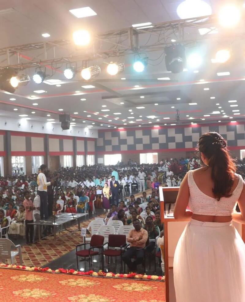 Athulyaravi hot new clicks
