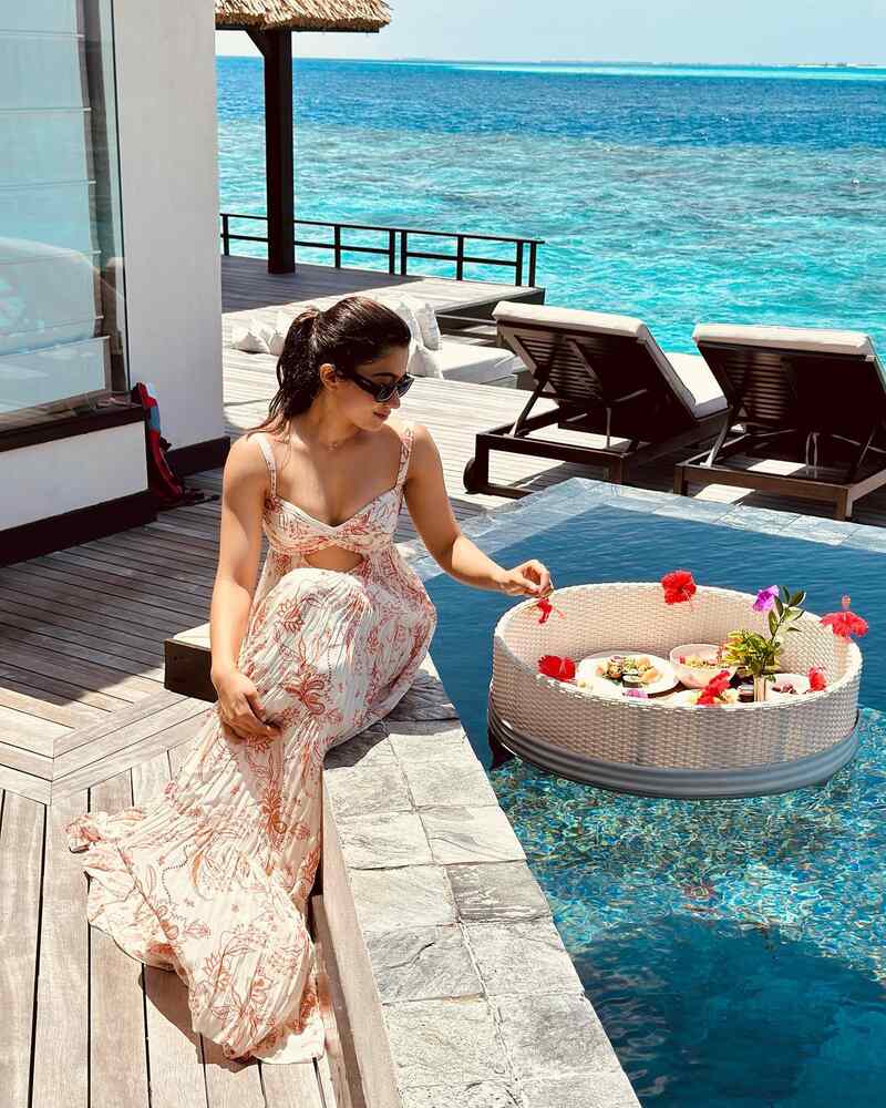 Rashmika mandanna new hotclicks