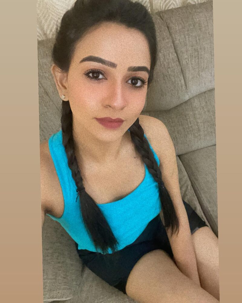 Divyaganesh bhagyalakshmi new hotclicks