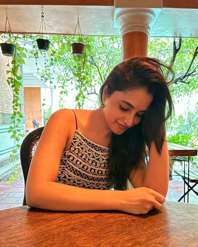 Priyanka mohan new clicks