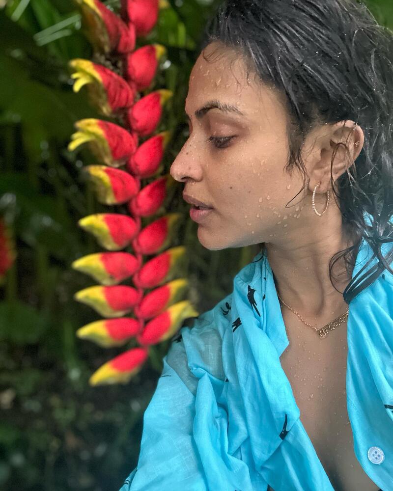 Amalapaul new hot vedio