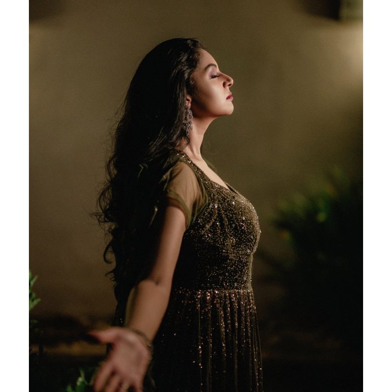 Sanam in black