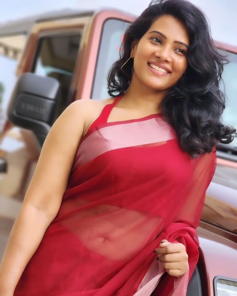 Dhivya duraisamy new clicks