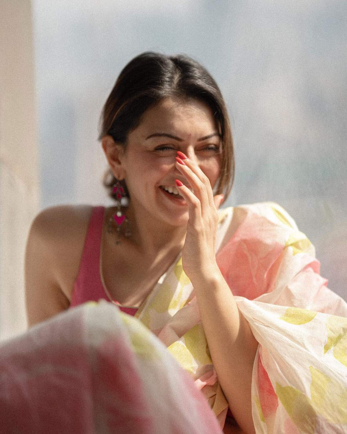 Hansika motwani in saree