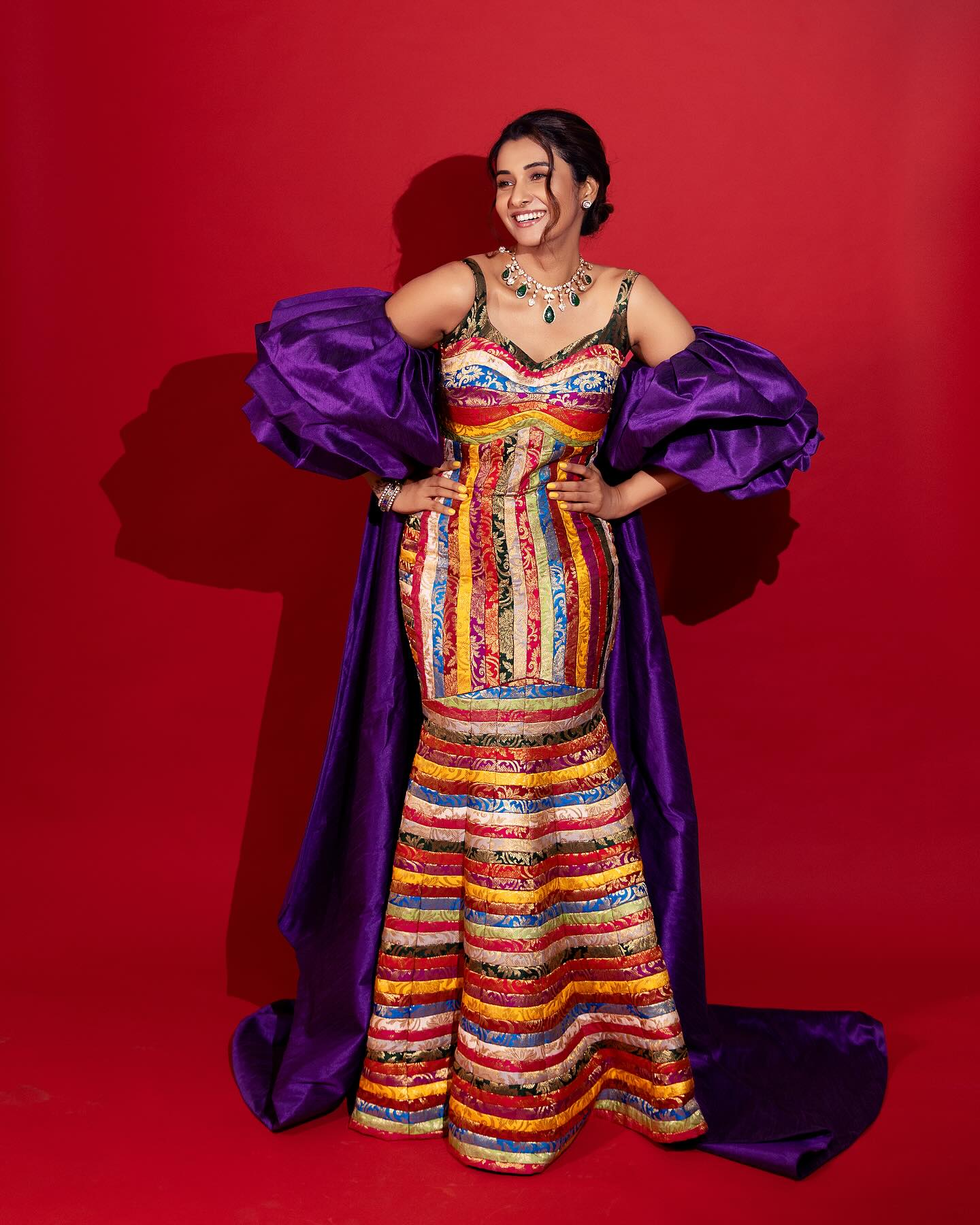 Priyabhavani shankar in new costume