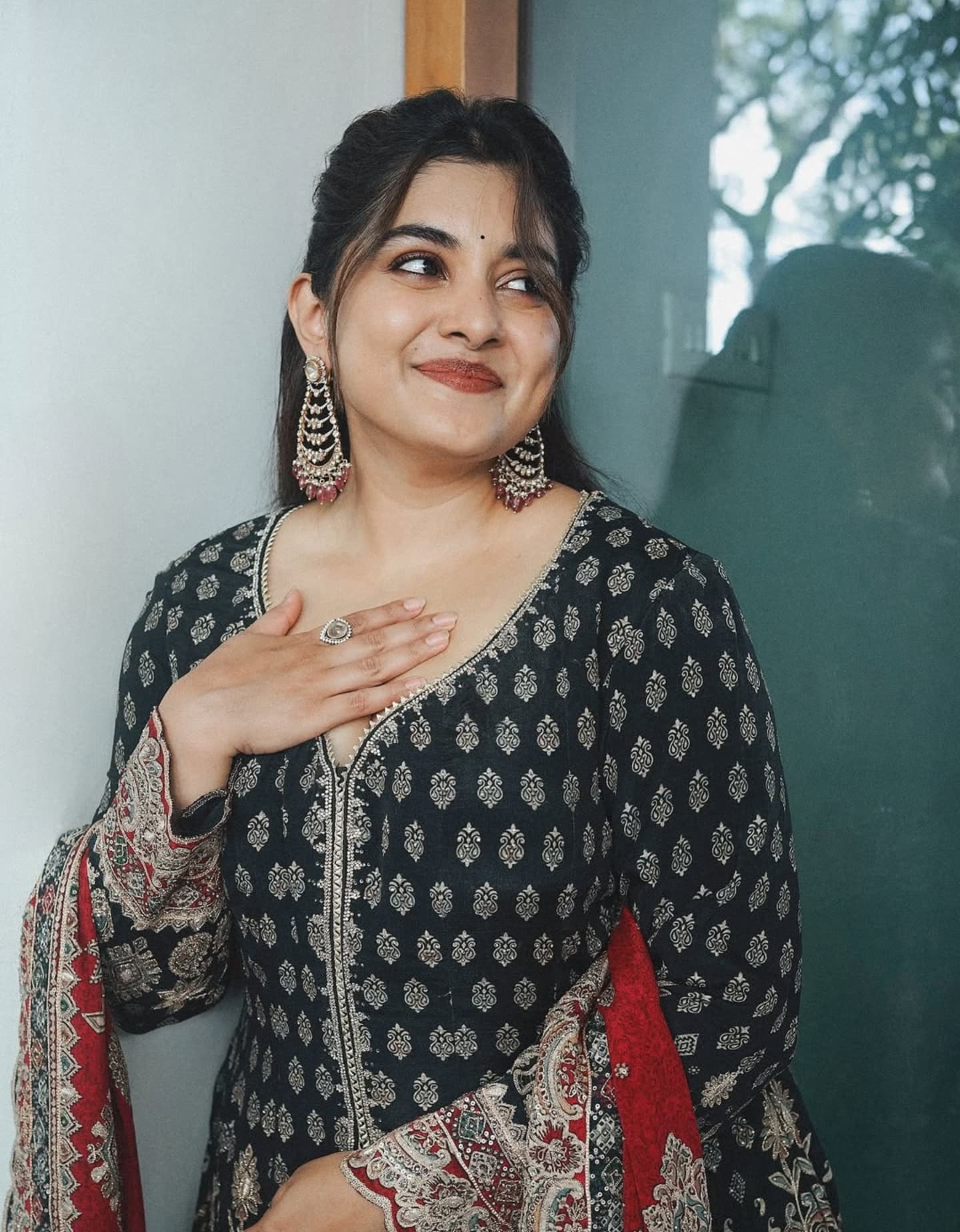 Nivetha thomas recent video