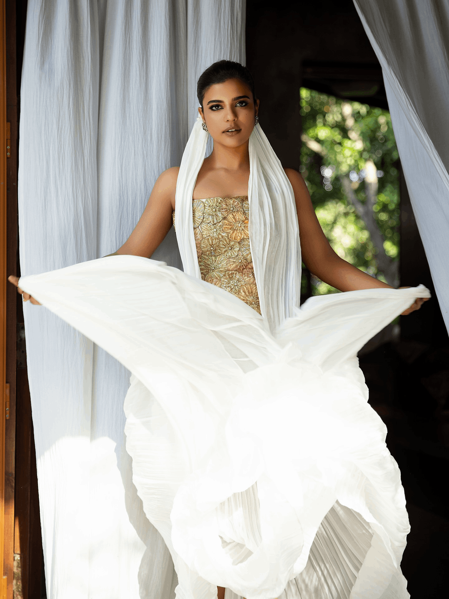 Aishwarya rajesh latest photoshoot trending looks