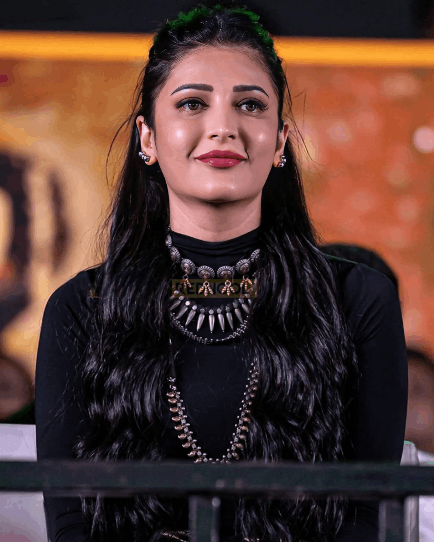 Shruti haasan viral video thar entry style