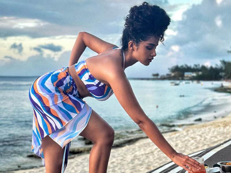 Anupama parameswaran bison movie mauritius trip