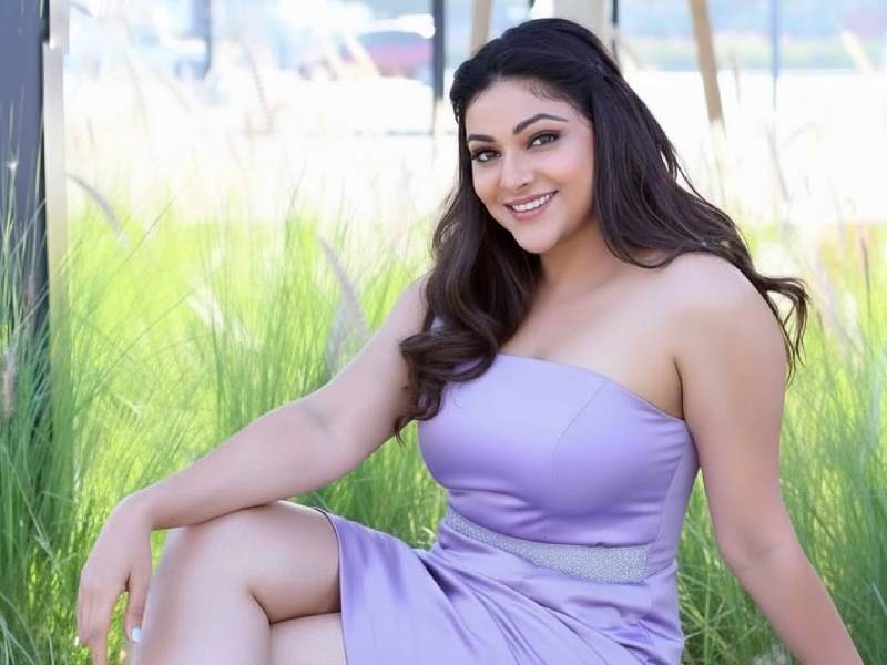 Abhirami divya gopikumar tamil malayalam actress photoshoot