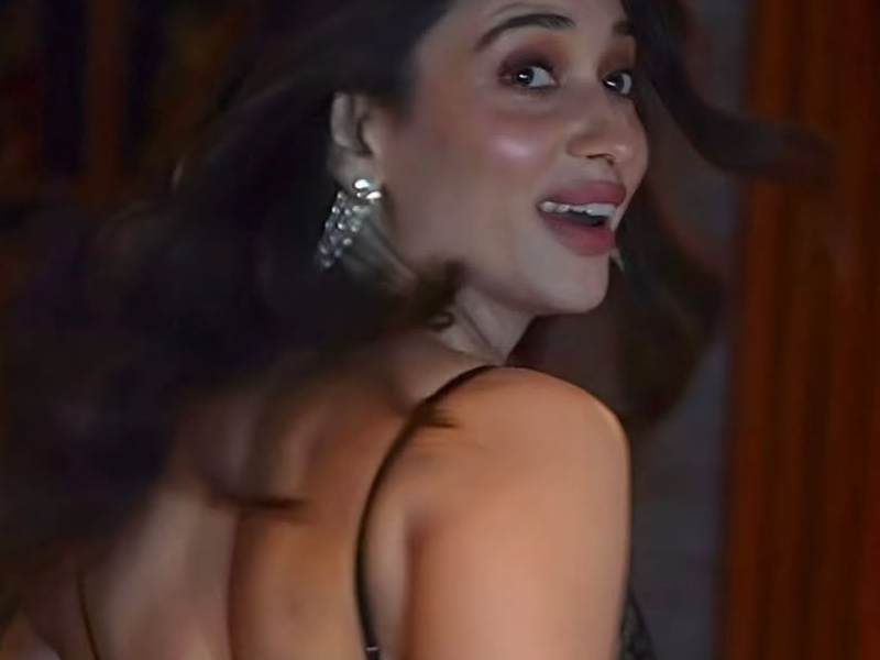 Samantha tamannaah together in mumbai kollywood fans celebrate