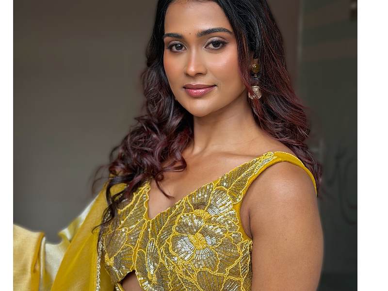 Poornima ravi yellow movie soft glam bts