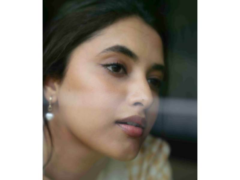 Priyanka arul mohan vintage style viral clicks