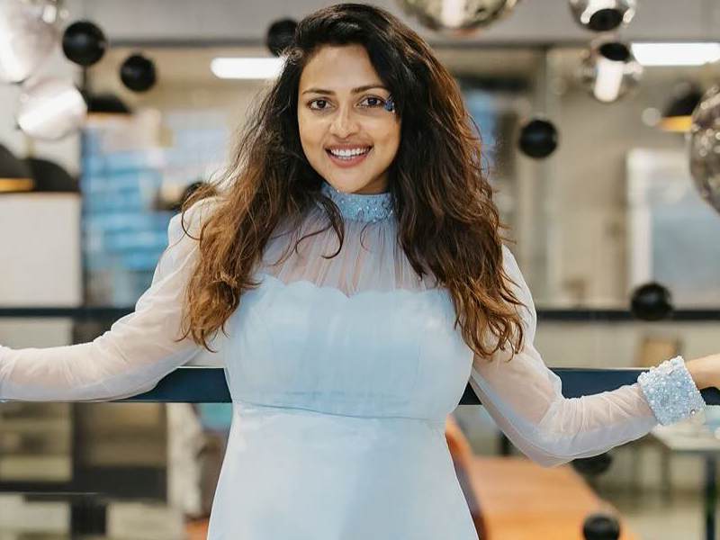 Amala paul thaan vazhkai palakkai marraige success